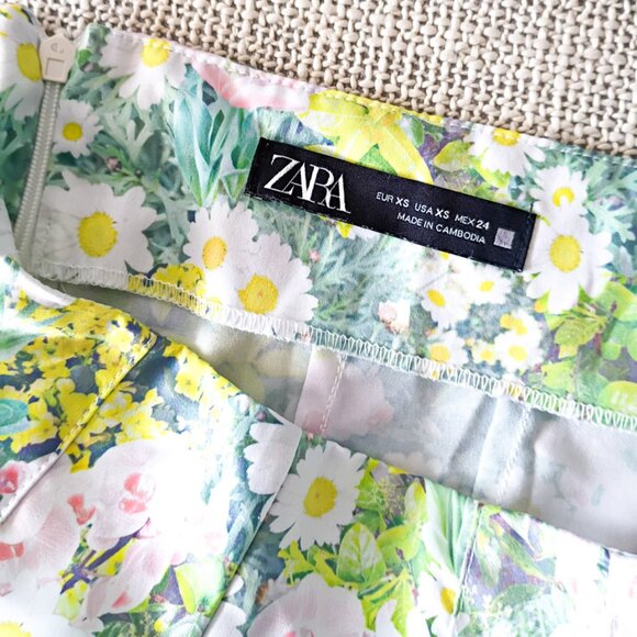 ZARA Floral Button Front Midi Skirt - Pastel Daisy Print, High Waisted | Size XS - Picture 6 of 7